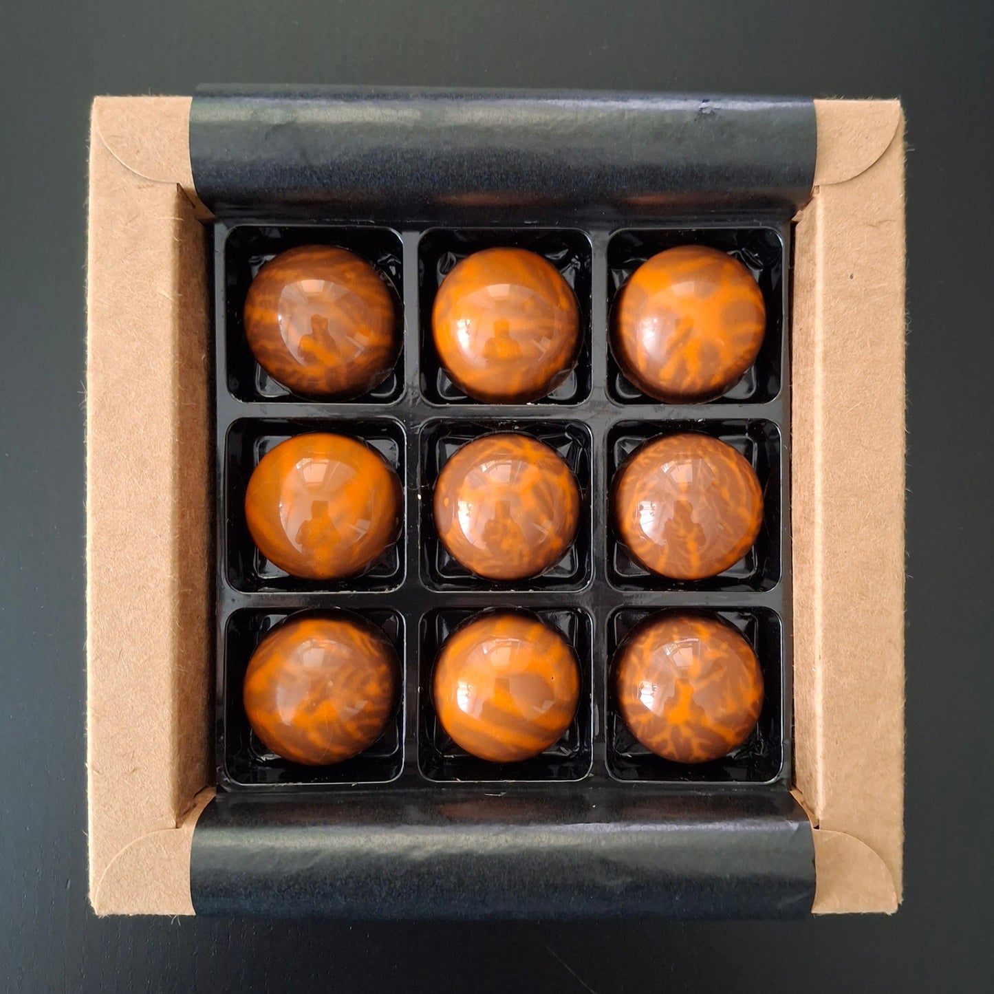 9er Packung Pralinés sortenrein