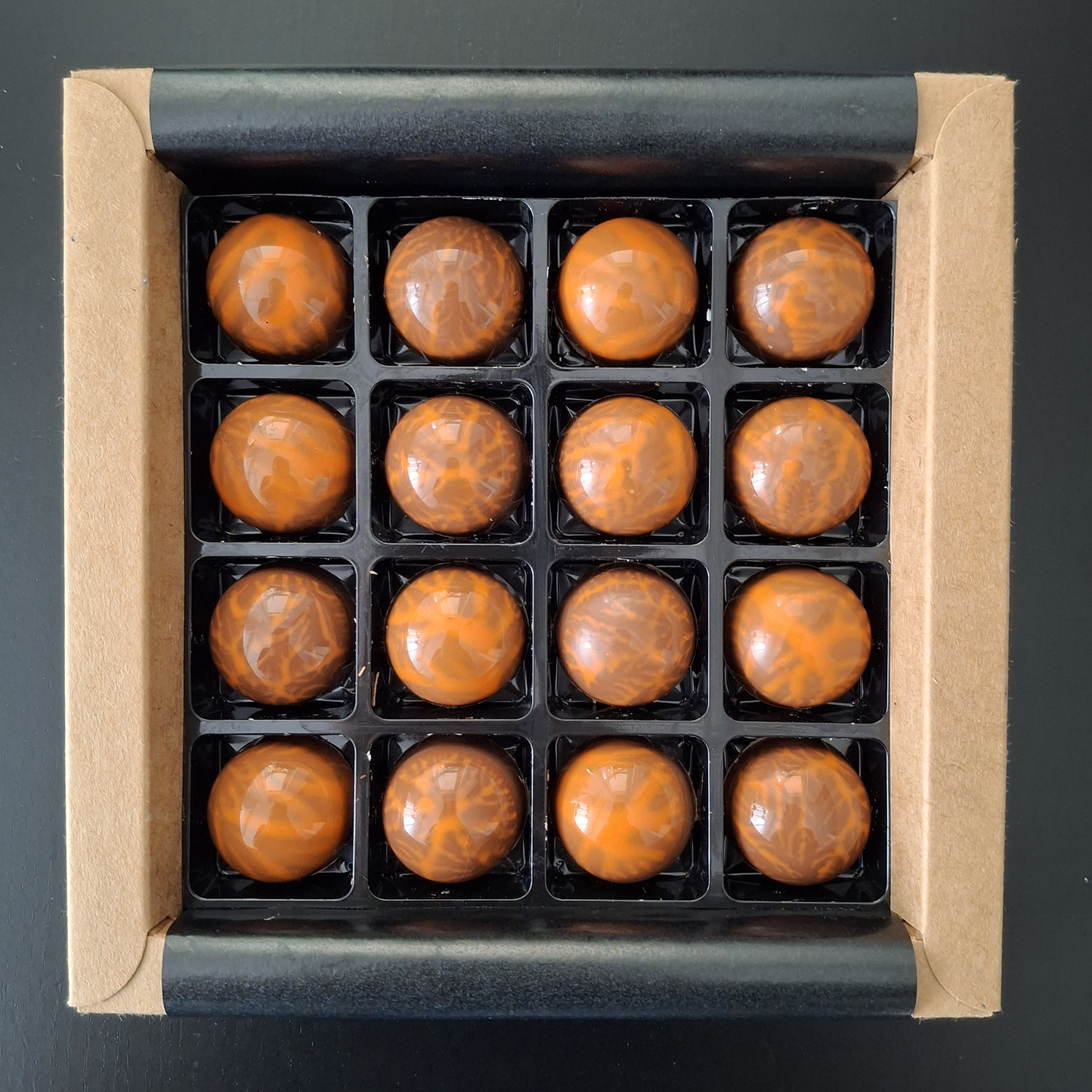 16er Packung Pralinés - deine Lieblinge