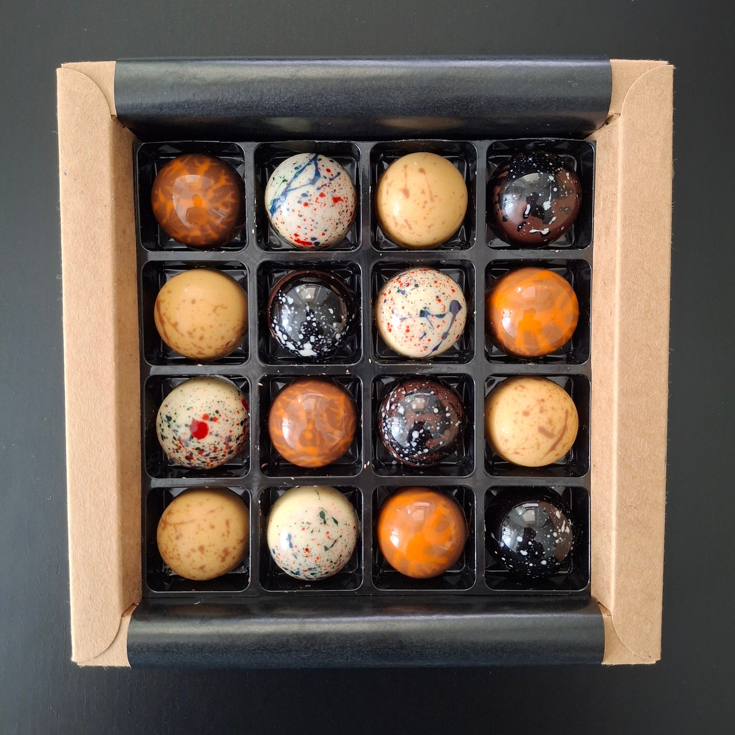 16er Packung Pralinés gemischt