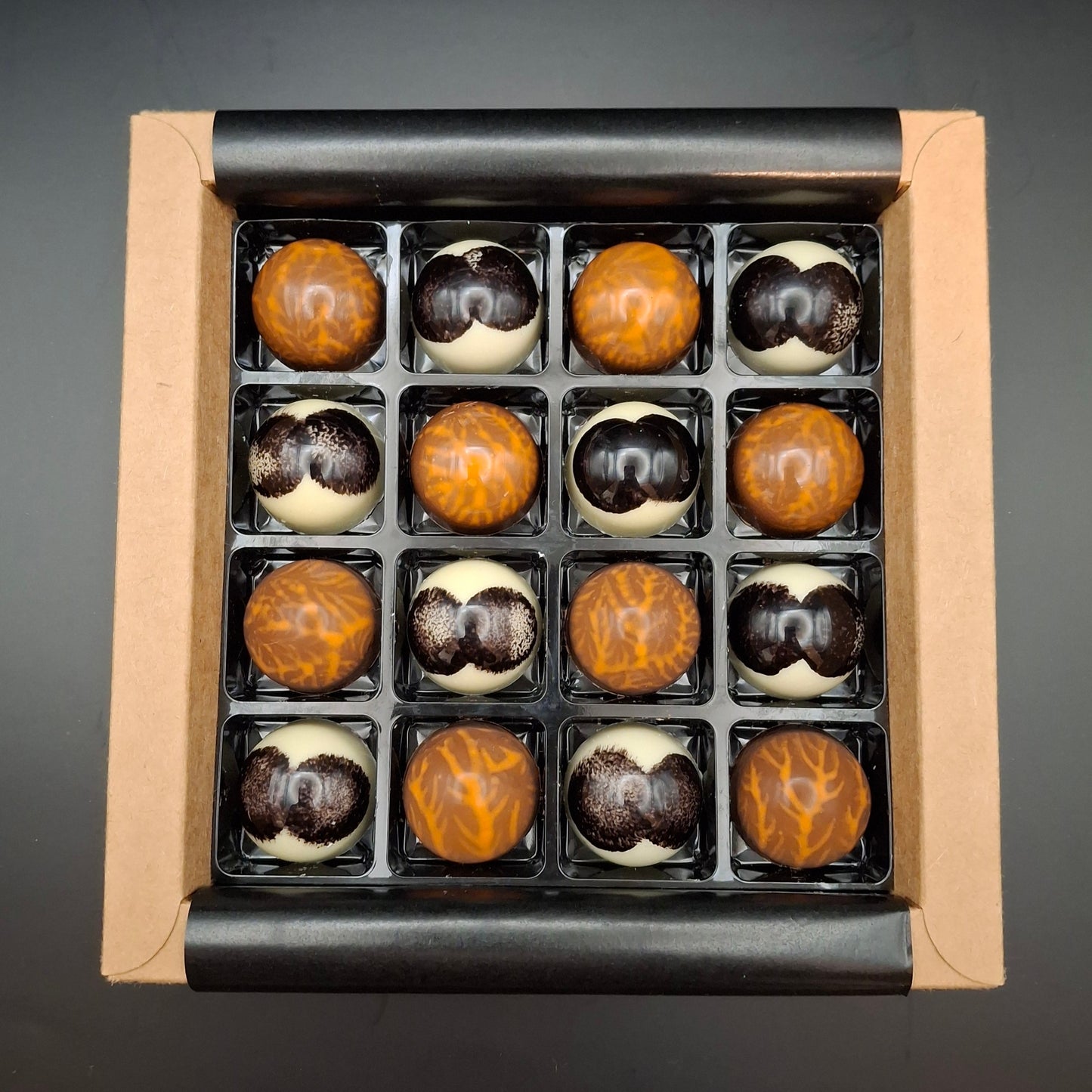 16er Packung Pralinés - deine Lieblinge